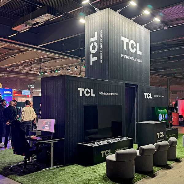 beMatrix med textiltryck till väggar och takskyltar.