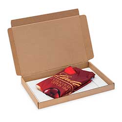 Toppskiva och omslag levereras i en anpassad kartong