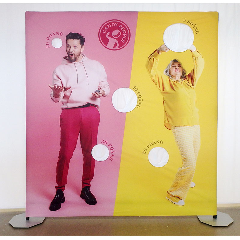 Bollvägg för Candy People i storlek 200 x 220 cm.