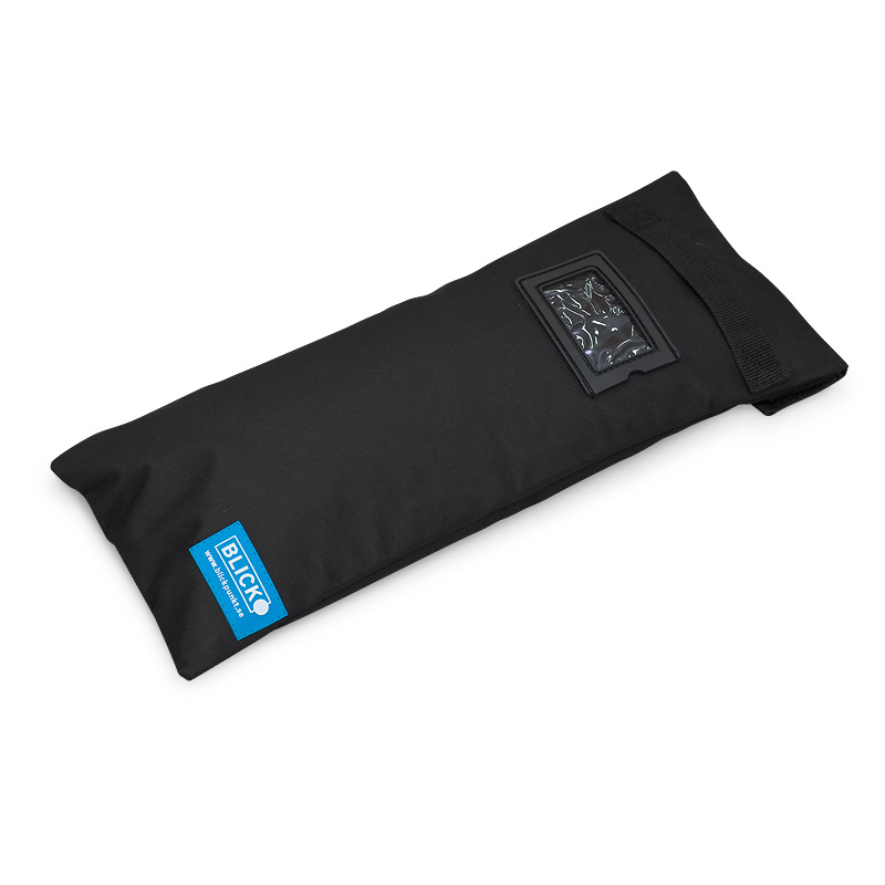 Sandsäck för extra stabilitet utomhus finns som tillbehör.