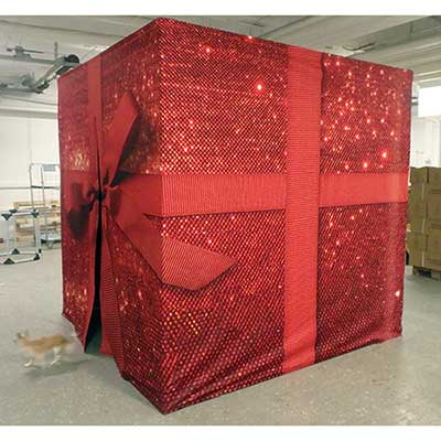 Största julklappen? Byggd med EXL med en bildyta av textil.