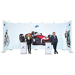 Ett större Fabric System monterat med U-form. Inklusive två Standard Case.