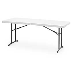 Stabila fällbord med vikbara ben och heltäckande duk med tryck.