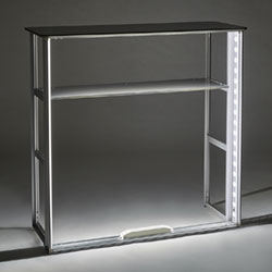 Kraftfull LED lyser upp framsidans motiv