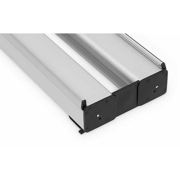 Roll Up ONE med vinkelfäste TWO.