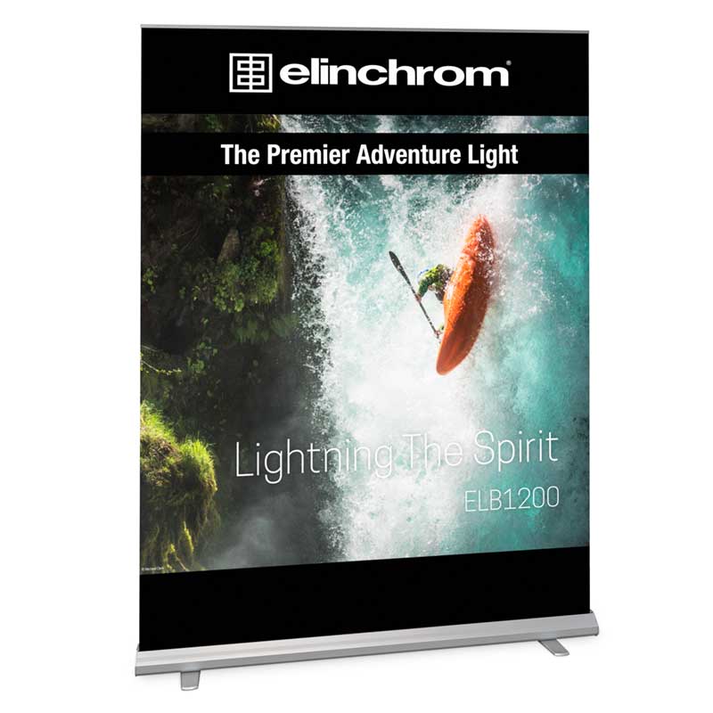 Med upp till 300 cm höjd får du en imponerande stor bildyta i ett mycket kompakt kit.