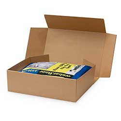 Saccosäcken levereras i en anpassad (och stadig!) kartong.