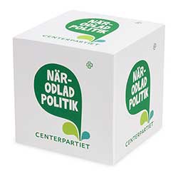 En av många sittkuddar för Centerpartiets valkampanj.
