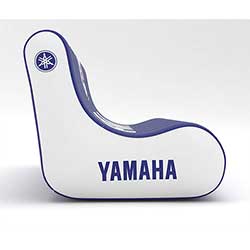 Uppblåsbar fåtölj med tryck.